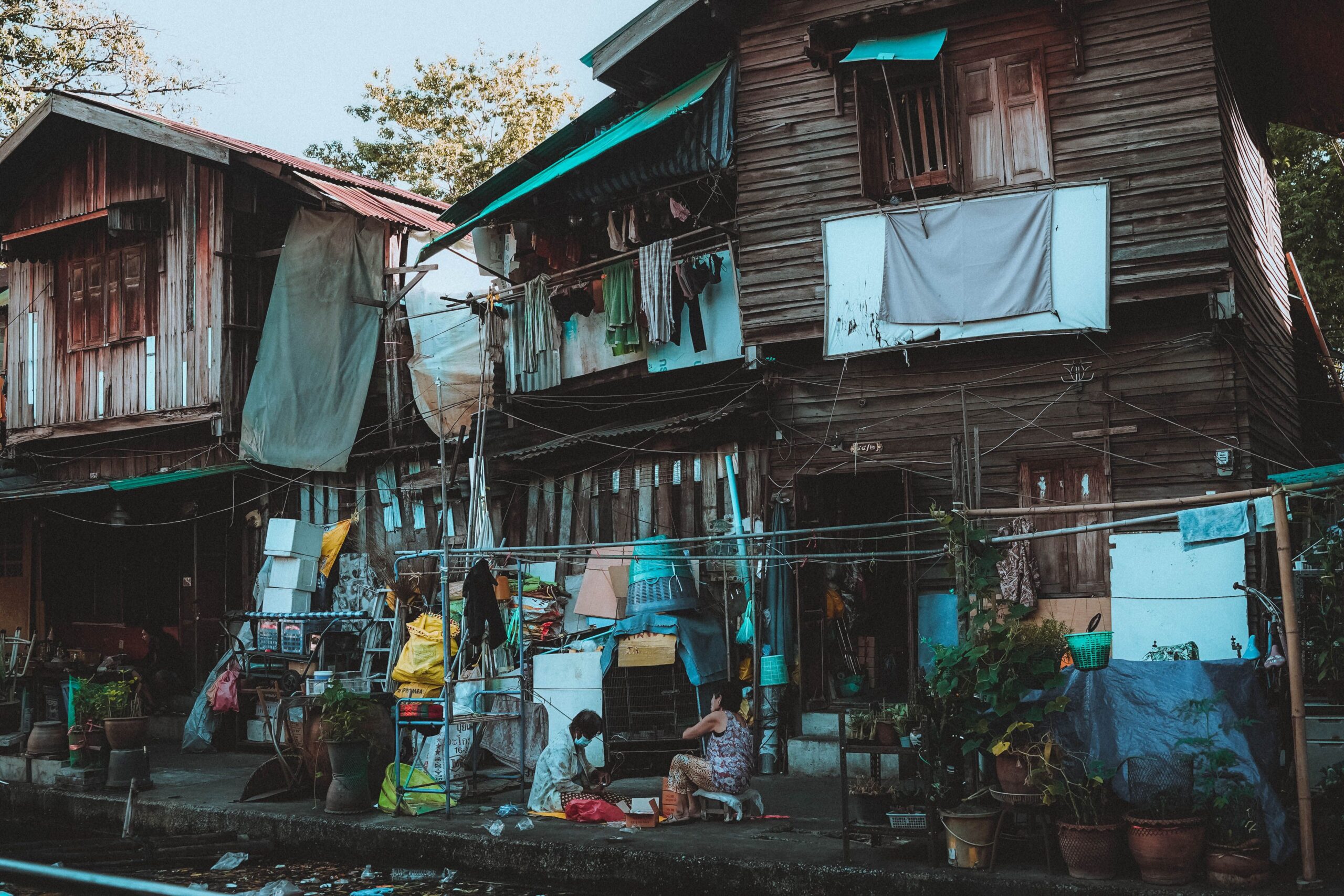 Community life in a Bangkok neighbourhood